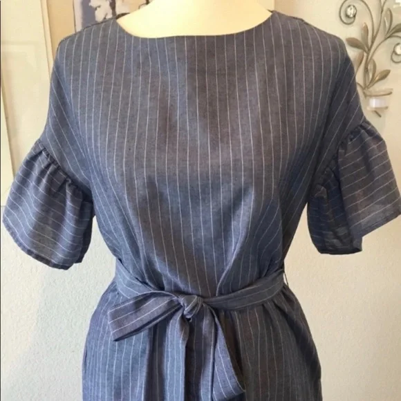 ECI Ruffle Sleeves Dress Gray Size XS - Picture 4 of 7